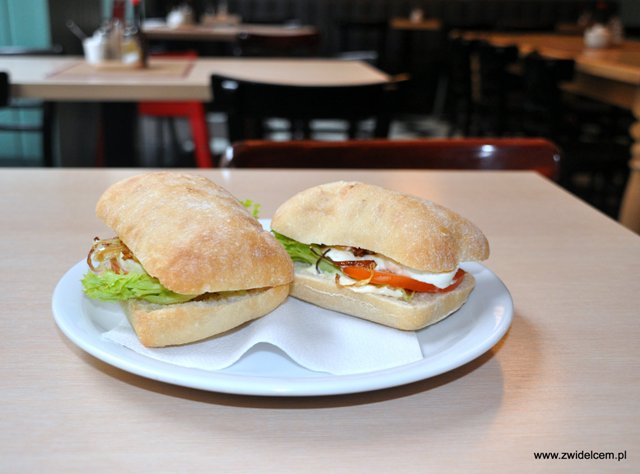 Milkbar panini z mozarella
