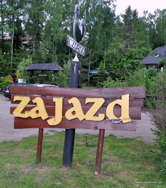 Czarna - Zajazd pod Czarnym Kogutem - tablica