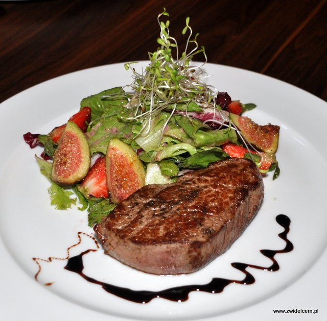 Kraków - Bistro Parasol - tournedos z figami