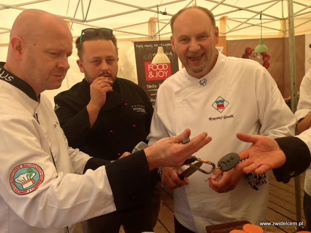 Tarnów - Małopolski Festiwal Smaku - degustacja zgromadzonych smakołyków